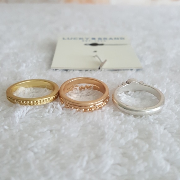 New Lucky Brand Tri-Tone Ring Set (3) - Picture 3 of 4